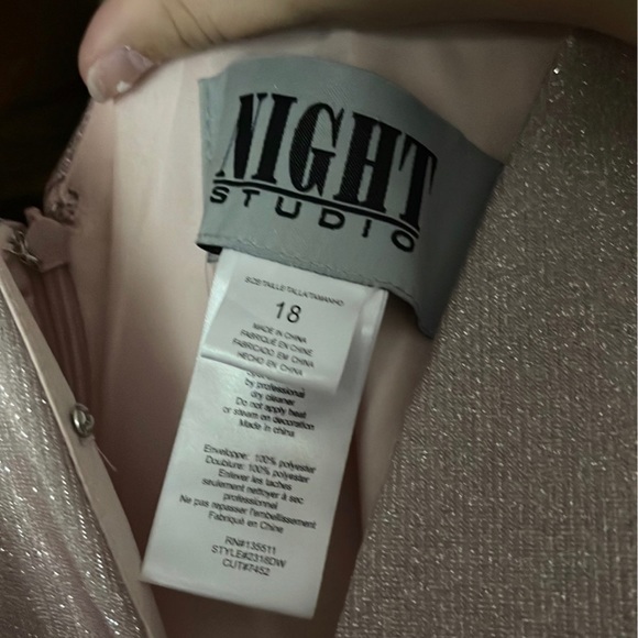 Dress Ballgown style, size 18 purchased from Davids Bridal in 2020 - Picture 5 of 5